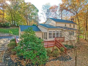 11008 Devenish Drive, Oakton VA 22124