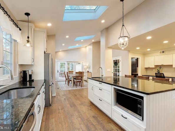 11008 Devenish Drive, Oakton VA 22124