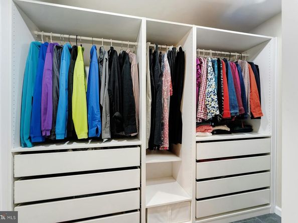 11008 Devenish Drive, Oakton VA 22124