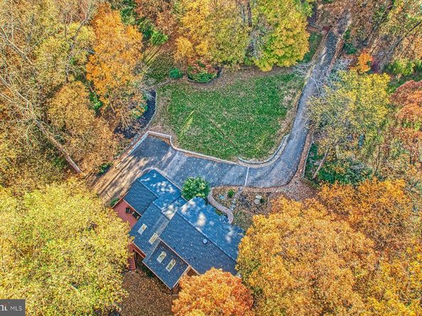 11008 Devenish Drive, Oakton VA 22124