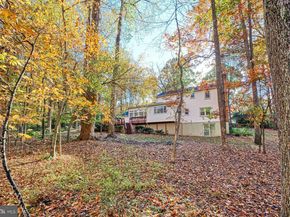 11008 Devenish Drive, Oakton VA 22124