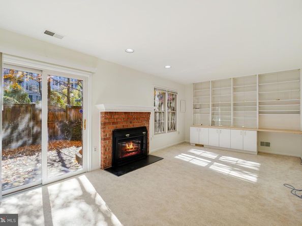 5004 Heritage Lane, Alexandria VA 22311