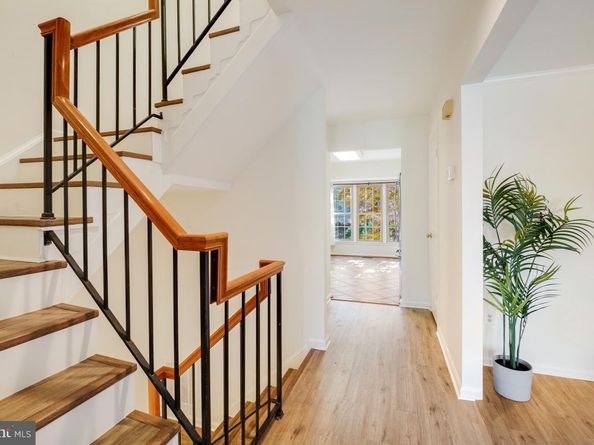 5004 Heritage Lane, Alexandria VA 22311