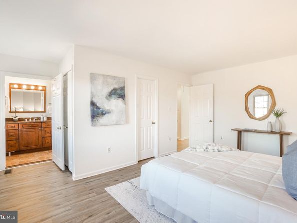 5004 Heritage Lane, Alexandria VA 22311