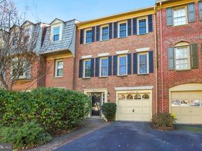 5004 Heritage Lane, Alexandria VA 22311