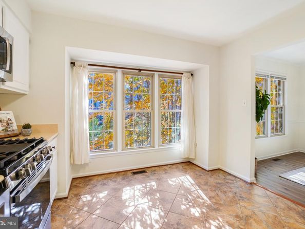 5004 Heritage Lane, Alexandria VA 22311