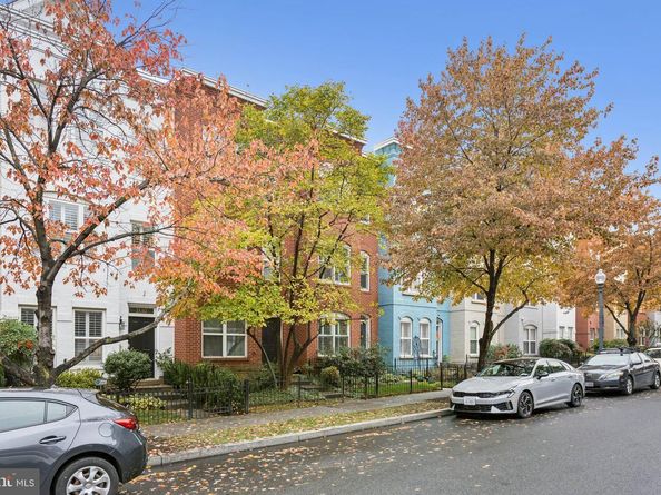 2114 12TH Street NW, Washington DC 20009