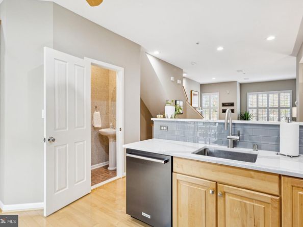 2114 12TH Street NW, Washington DC 20009