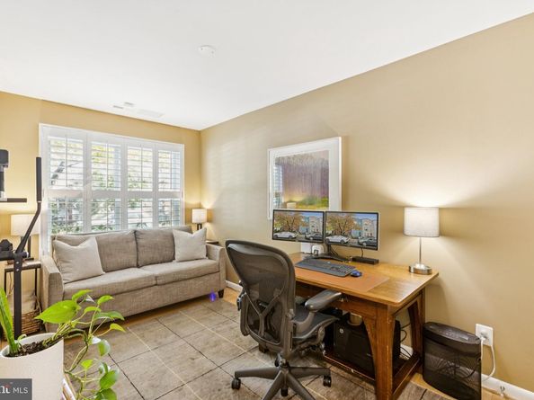 2114 12TH Street NW, Washington DC 20009