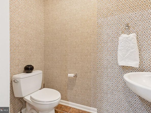 2114 12TH Street NW, Washington DC 20009