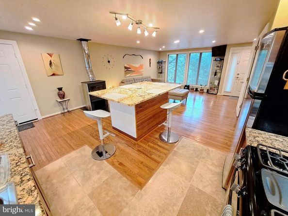 10929 Howland Drive, Reston VA 20191