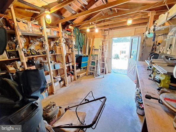 10929 Howland Drive, Reston VA 20191