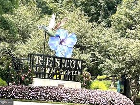 10929 Howland Drive, Reston VA 20191