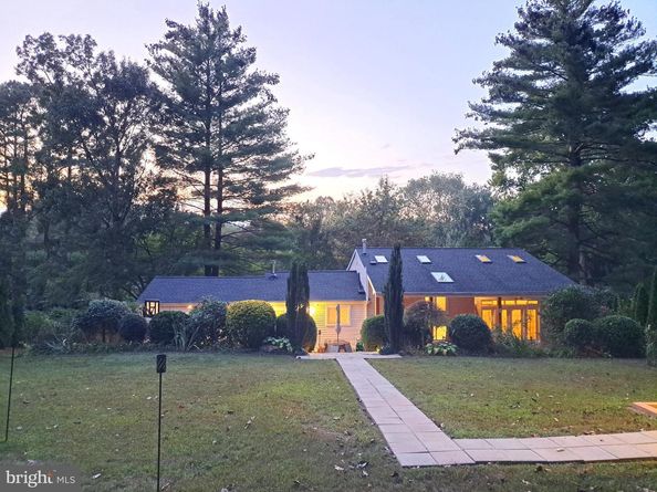 10929 Howland Drive, Reston VA 20191