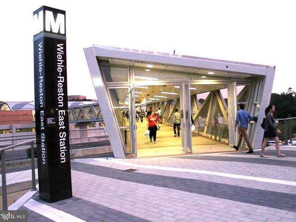 10929 Howland Drive, Reston VA 20191