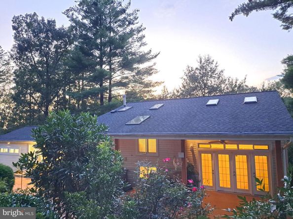 10929 Howland Drive, Reston VA 20191