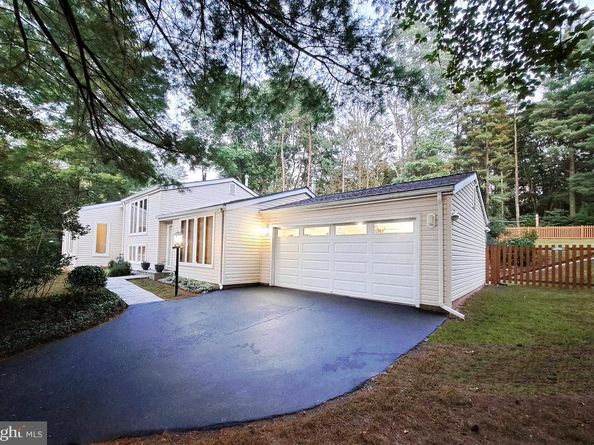 10929 Howland Drive, Reston VA 20191