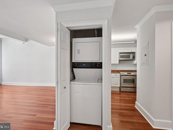 1500 Chestnut Street 8C, Philadelphia PA 19102