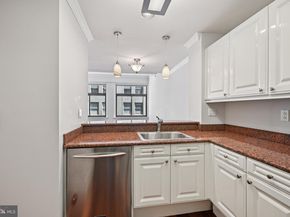 1500 Chestnut Street 8C, Philadelphia PA 19102