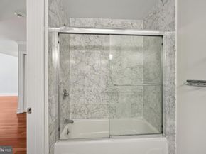 1500 Chestnut Street 8C, Philadelphia PA 19102