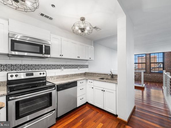 315 New Street 614, Philadelphia PA 19106