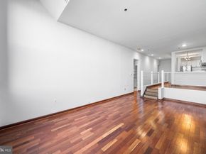 315 New Street 614, Philadelphia PA 19106