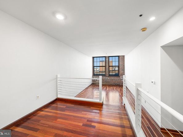 315 New Street 614, Philadelphia PA 19106