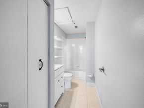 315 New Street 614, Philadelphia PA 19106