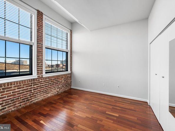 315 New Street 614, Philadelphia PA 19106