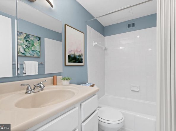 3245 Rio Drive 714, Falls Church VA 22041