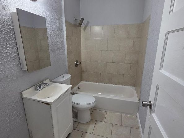 5228 N Hutchinson Street, Philadelphia PA 19141