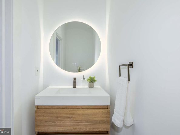 424 Taylor Street NW B, Washington DC 20011