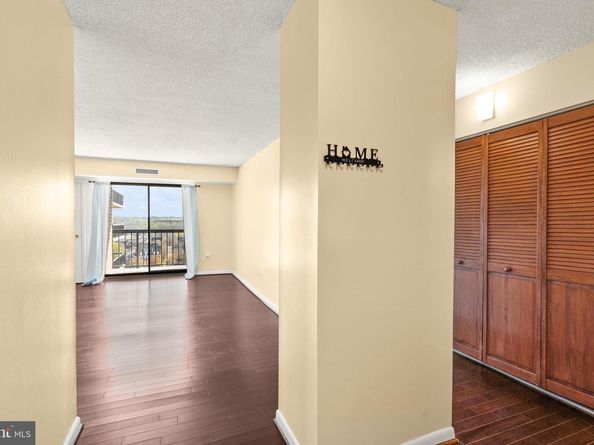 200 N Pickett Street N 1515, Alexandria VA 22304