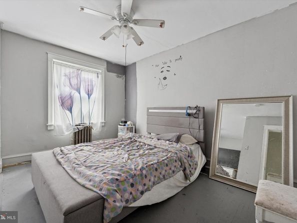 219 Laurel Road, Sharon Hill PA 19079