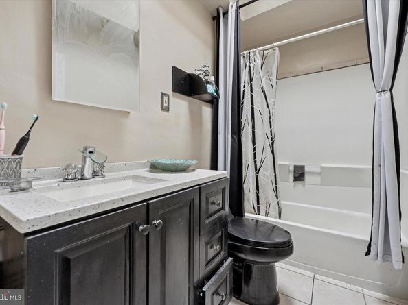 219 Laurel Road, Sharon Hill PA 19079