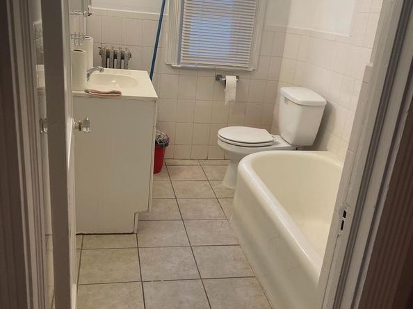 234 Long Lane, Upper Darby PA 19082