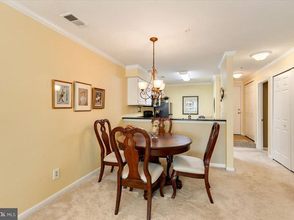244 S Reynolds Street 403, Alexandria VA 22304