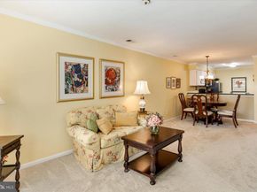 244 S Reynolds Street 403, Alexandria VA 22304