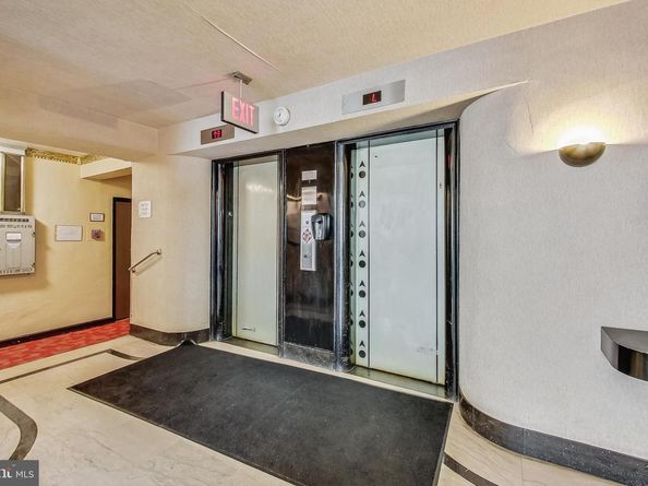 1 Scott Circle NW 121, Washington DC 20036