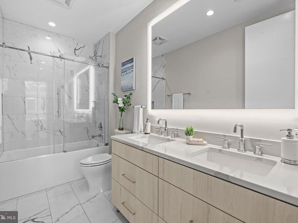 646 H Street NE 305, Washington DC 20002