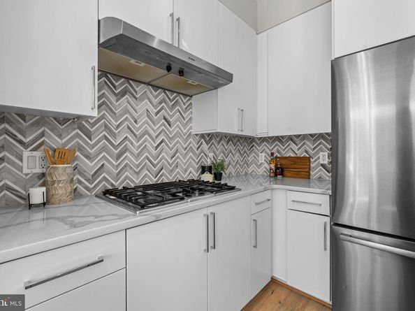 646 H Street NE 305, Washington DC 20002