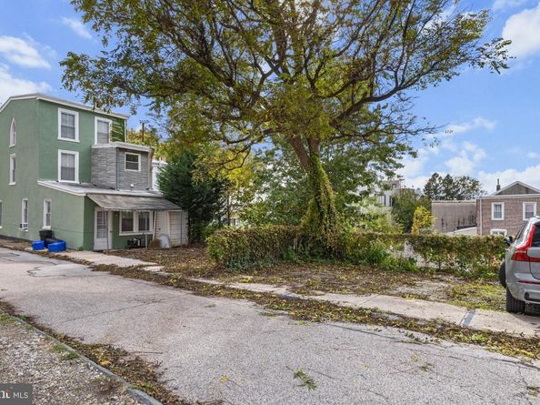 348 Carson Street, Philadelphia PA 19128