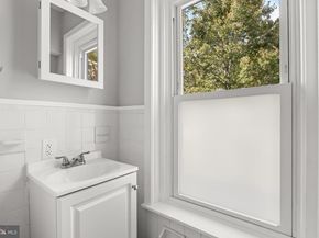 348 Carson Street, Philadelphia PA 19128