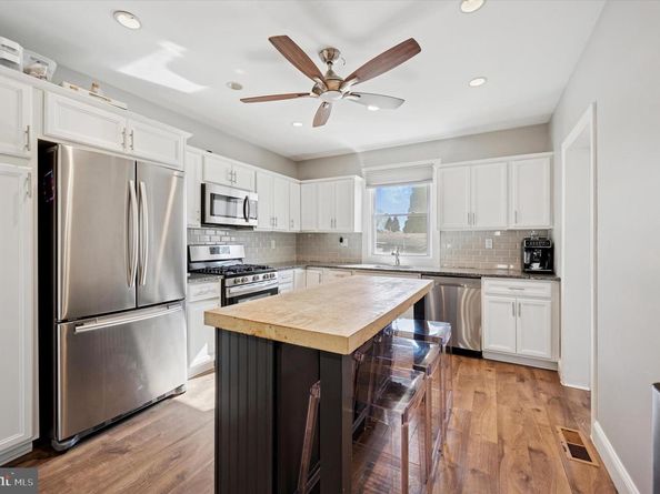 822 E Pleasant Street, Wyndmoor PA 19038