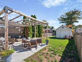 822 E Pleasant Street, Wyndmoor PA 19038