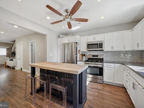 822 E Pleasant Street, Wyndmoor PA 19038