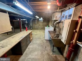 924 Edgewood Avenue, Folsom PA 19033