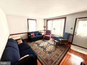 924 Edgewood Avenue, Folsom PA 19033