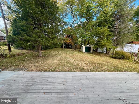 924 Edgewood Avenue, Folsom PA 19033
