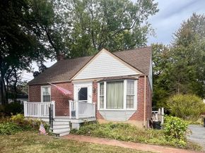924 Edgewood Avenue, Folsom PA 19033